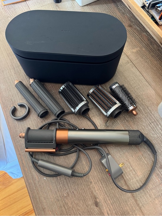 Dyson Other - Dyson - Airwrap Multi-Styler Complete Long - Nickel/Copper